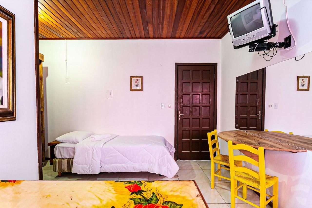 Studios Duplos E Individuais 450M Da Praia Rai フロリアノポリス エクステリア 写真